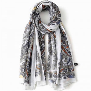 Classic Spring Fall Outfits for Women Floral Wraps and Scarf
