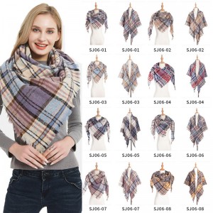 Oversized Winter Women’s Triangle Scarf with Fringe China Manufacturer