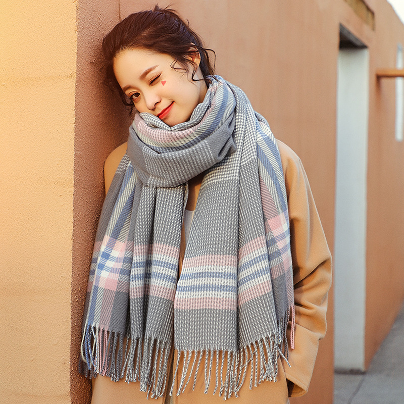Stylish Thick checked long Scarf for Women China Supplier