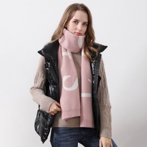 2022 Good Quality Lambswool Scarf - Fashion Thick Wool Scarf for Women China OEM Factory – Iwell