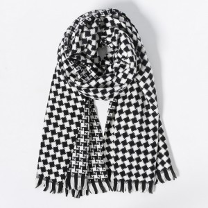 Winter Plaid Print Long Scarf for Womens China OEM Supplier