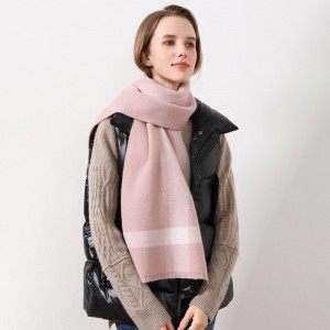 Winter Hot Sale 100% Merino Wool Scarf for Ladies China OEM Supplier