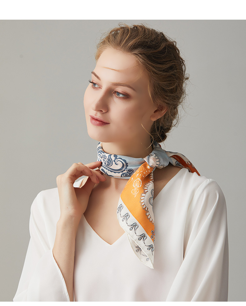 Reasons Why Woman Choose Silk Scarves