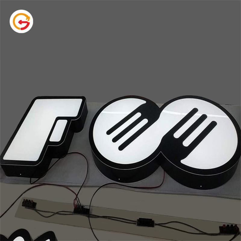 Осветлени букви од алуминиумски канали на ресторанот за брза храна 06