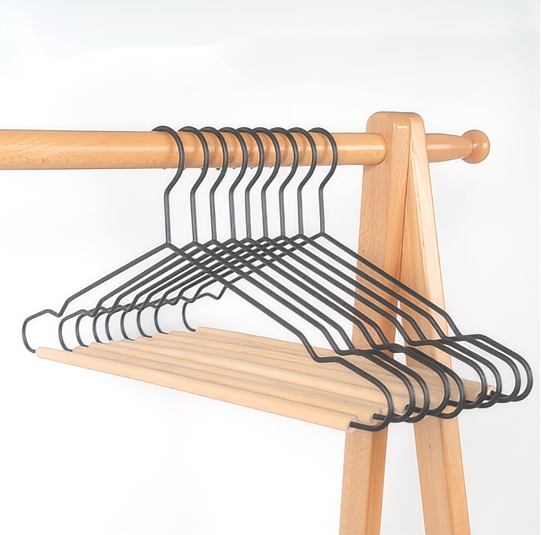 Hangers Manufacturer New Design Shop Steel Wire Metal Clothes Hanger with Wood Bar