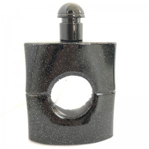 Chinese style hollow design custom wholesale black glass spray perfume bottle