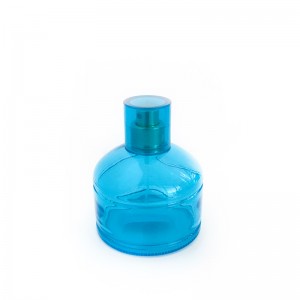 Custom OEM Nordic Simple Style Ladies Transparent Glass Blue Plastic Cap Spray Perfume Bottle