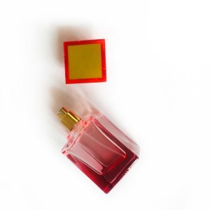 Perfume bottle hot sale square red gradient glass