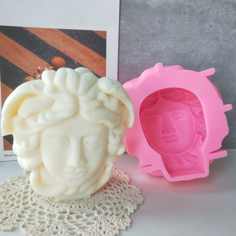 J1178 Hot Selling Snake Hair Figure Wax Candles Silicone Mould Greek Sculpture Face Medusa Bust Candle Mold