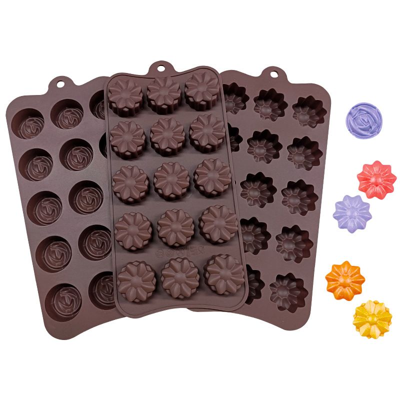 Silicone mold baking chocolate cake is a simple and enjoyable process of making gourmet food. The following is the detailed production process: