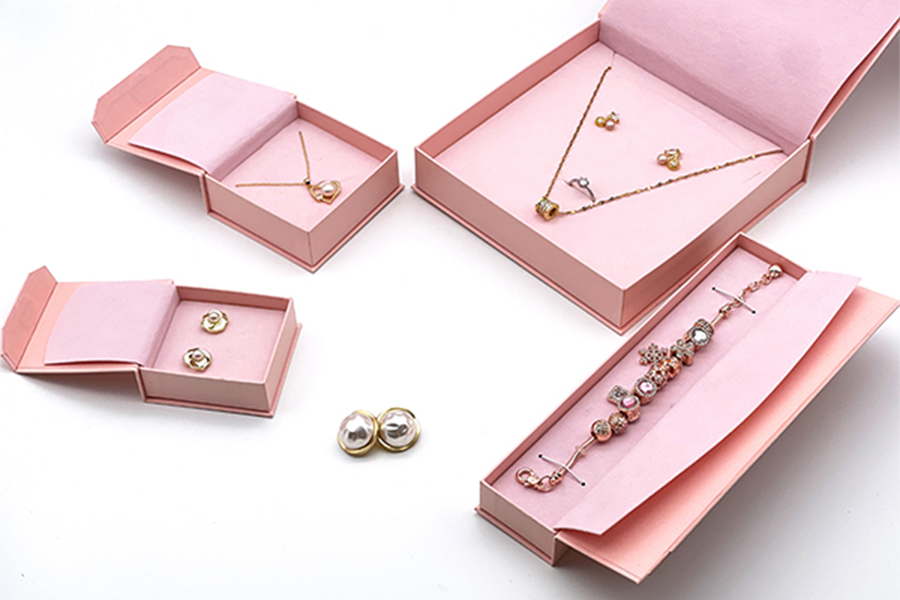 What should be paid attention to in jewelry box design?