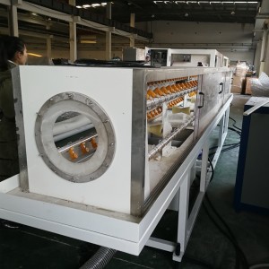 shanghai plant 30-800 kg/h Output Pvc plastic pipe machine