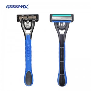 Men’s disposable razor with four blade back opened 7002 