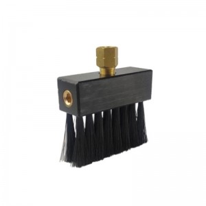 Industrial lubricated chain oil brush