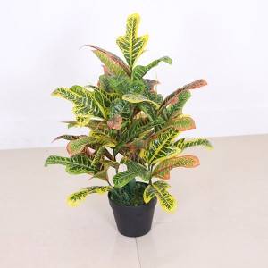 2020 New Factory Direct High Quality Codiaeum Plastic Tree For Decoration