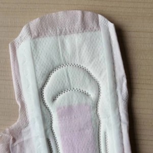 सेनेटरी नैपकिन महिला विंग्स स्टाइल उचित मूल्य उच्च गुणवत्ता वाले सेनेटरी पैड सांस लेने योग्य सुपर मुलायम कपड़े अवधि मासिक उपयोग