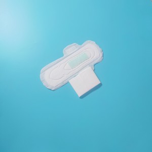 翼アニオン機能チップが付いている使い捨て可能な女性の生理用ナプキン パッドのような柔らかい綿