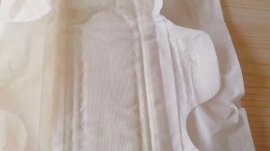 Serviettes hygiéniques en coton biologique Période d'hygiène féminine Fabricant chinois en gros à haute absorption