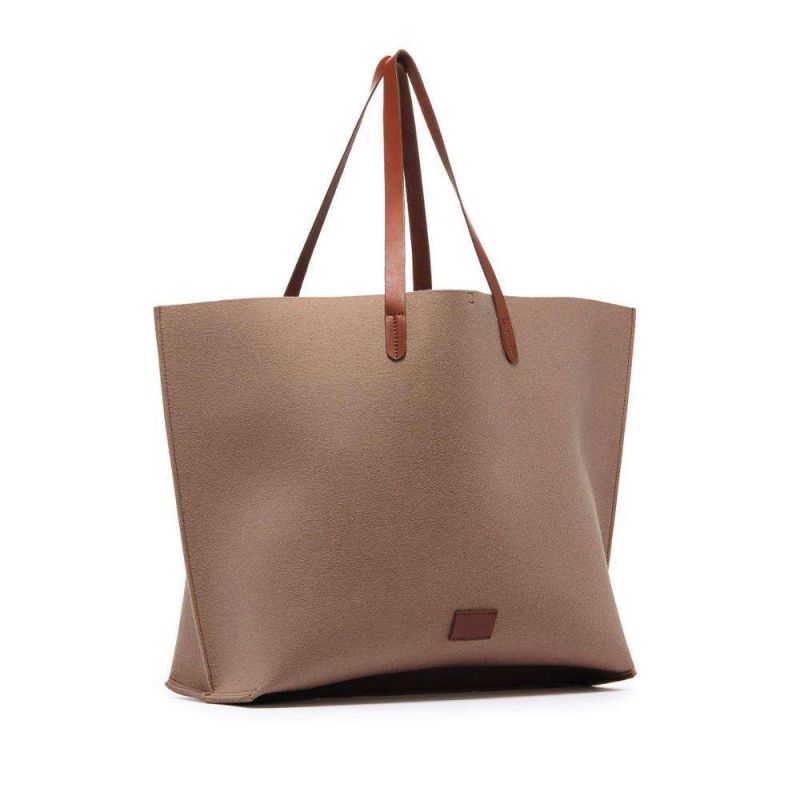 Score an Extra 40% Off This Popular Madewell Tote
