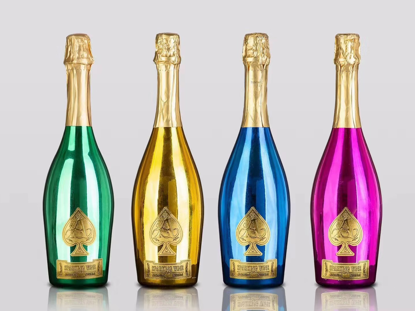 How does the glass bottle factory introduce the selection of glass wine bottles?
