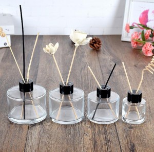 Quots for Wholesale 35ml, 90ml, 210ml Irregular Glass Perfume Reed Diffuser Bottle Aromatherapy Bottles