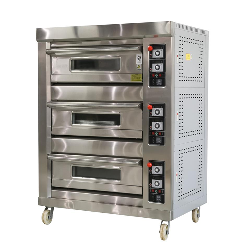 What is the difference between a deck oven and a rotary oven?