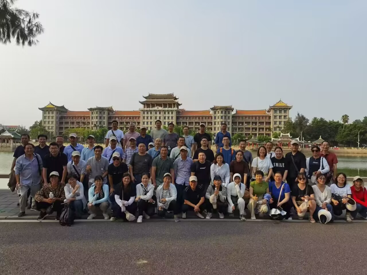 Jiangsu Jingye Pharmaceutical Co., Ltd. organized some employees to go to Xiamen city for a 5-day tourism!