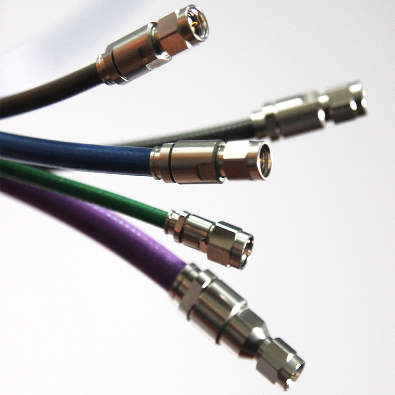 Коаксиальные кабели с высокоэффективной и гибкой кабельной пленкой из ПТФЭ