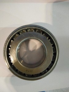 Taper roller bearing 30207