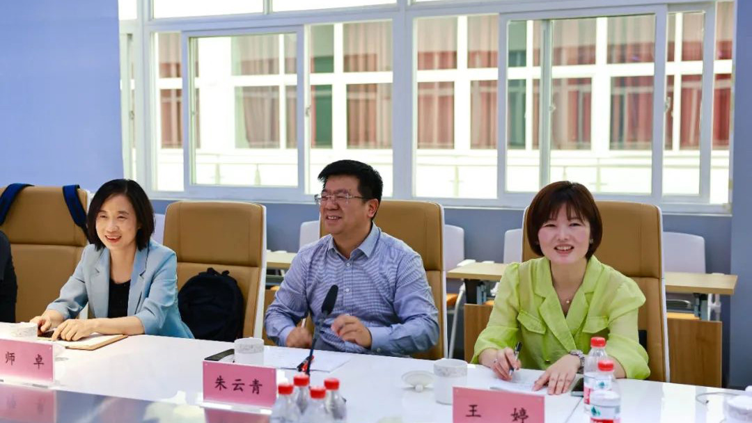 Jiangsu Fiberglass Industry Model Worker (Craftsman) Innovation Studio Work Exchange Meeting Held in Our Company