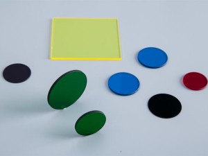 Farebný sklenený filter/Nepotiahnutý filter