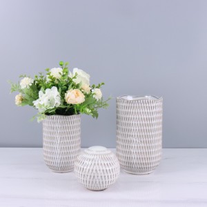 Hot Selling Unique Ceramic Home Decoration Series