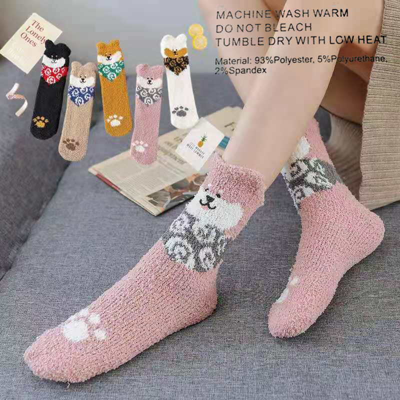 2022 Wholesale New Indoor Floor Warmer Winter Thicken Thermal Women Socks Featured Image