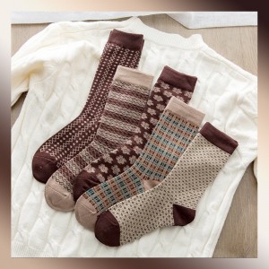 Autumn New Coffee Color Children Japanese Pure Cotton Double Way Plaid Women’s Stockings Fashion Ins Cartoon Socks