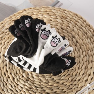 Lovely Cute Animal Sex Girls Cow Embroidery Cotton Black Short Tube Socks Cute Cartoon Boat Socks