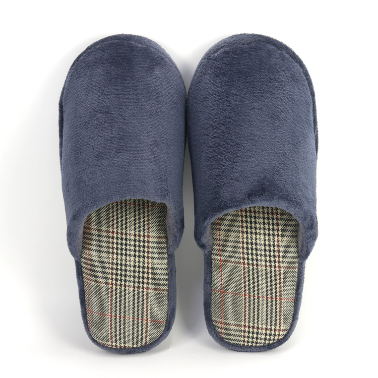 1indoor soft slippers