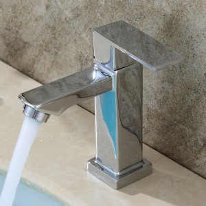Single hole single lever bathroom faucet
