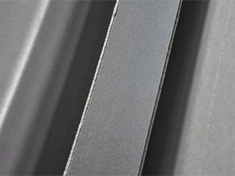 This article shows the surface finishes of metal display fixtures. Not to have a look?