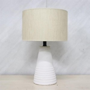 Ceramic table lamp with two ears