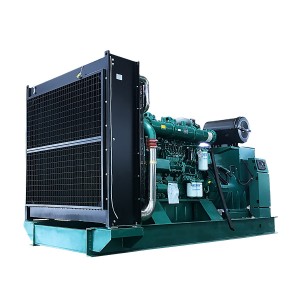 Сверхмощные дизельные генераторы открытого типа мощностью 720 кВт/900 кВА по индивидуальному заказу.