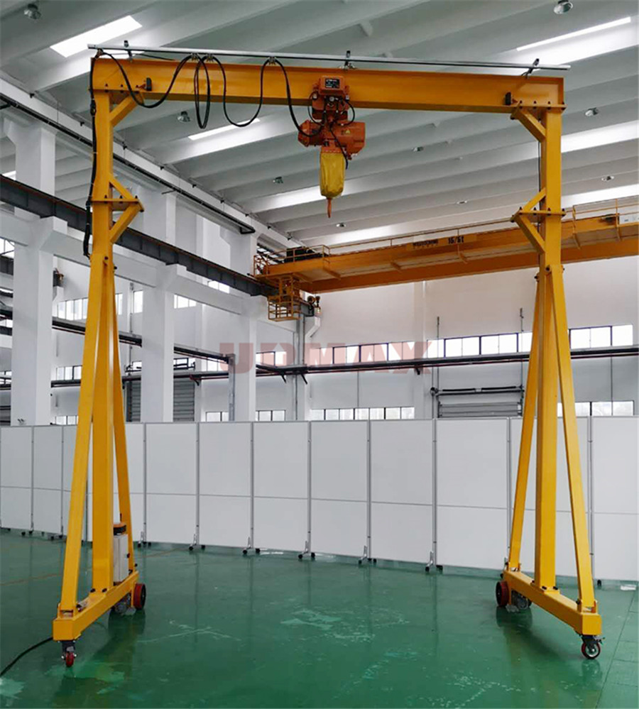 What are some safety guidelines for using a portable gantry crane?