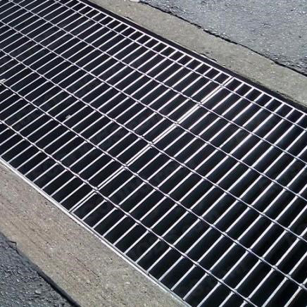 Galvanized trench/ditch cover