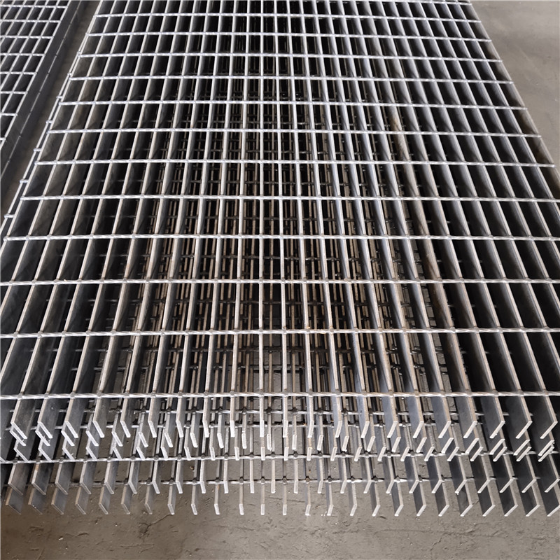 Untreated/without galvanized steel grating
