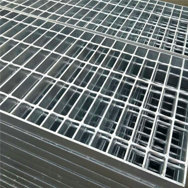 Talking about the unique advantages of hot-dip galvanized steel grating