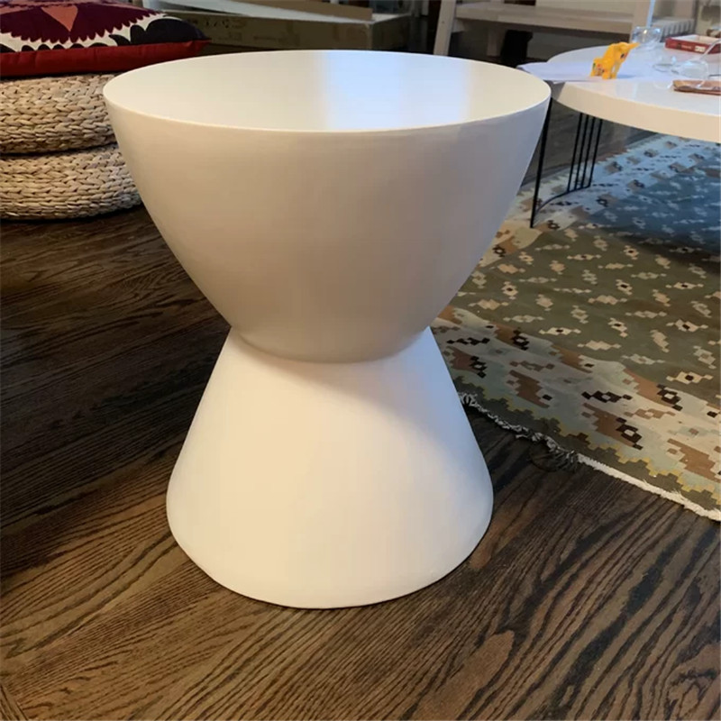 2022 China New Design Unique Coffee Tables - Hourglass shape minimalist style concrete side table – JCRAFT