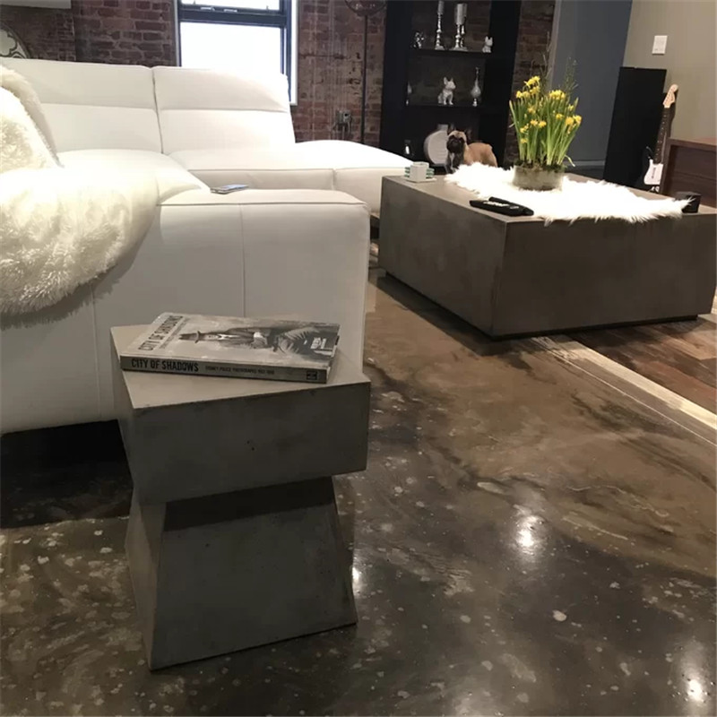 The gray side table blends with the Europe decoration style