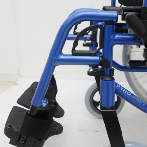 HMW807 - Cadeira de rodas lixeira