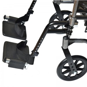 W28-Cadeira de rodas con repousabrazos extraíbles