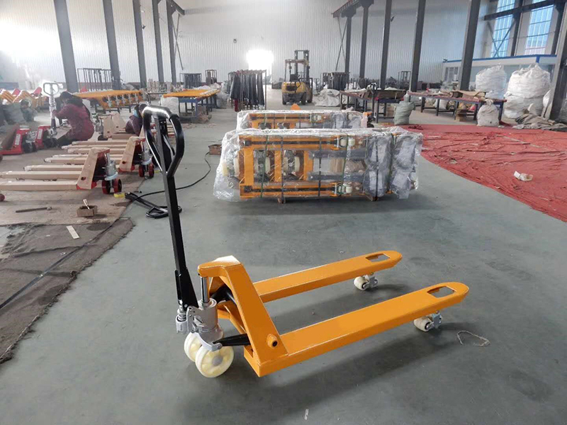 How to judge the quality of wire rope electric hoist hook?