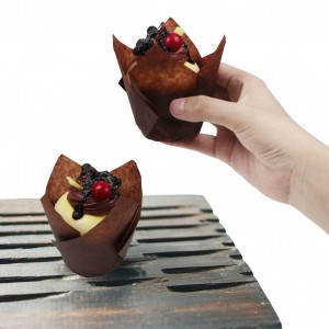 Customized disposable grease-proof cake tools tulip muffin wraps for bakery
